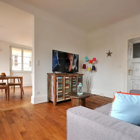 Apartment Au Grenier A Sel *